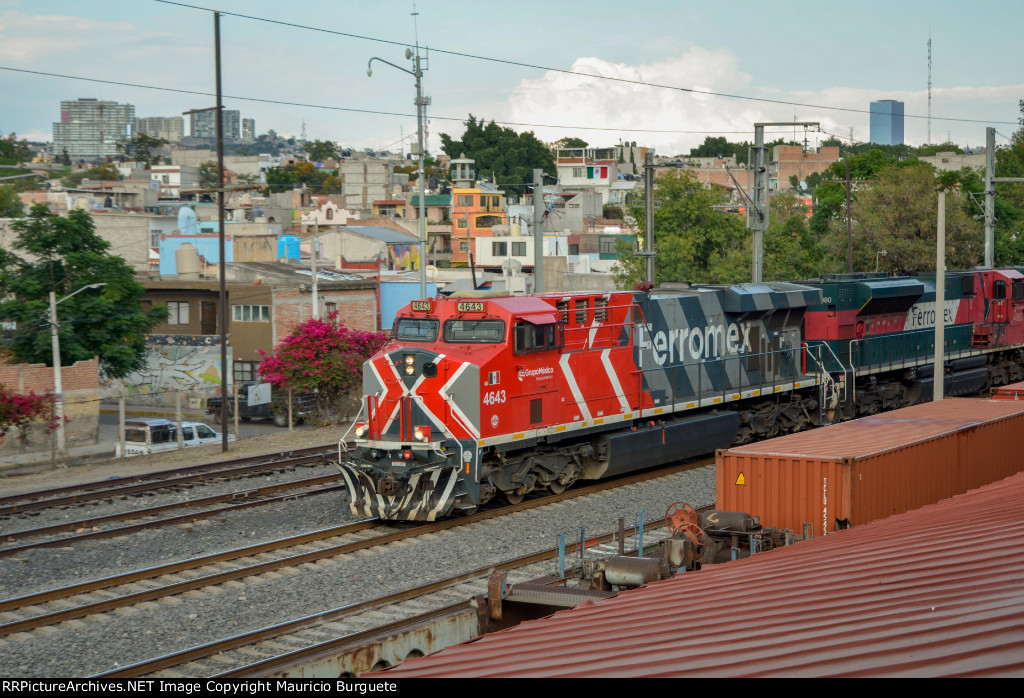 FXE ES44AC Locomotive with new Grupo Mexico paint scheme